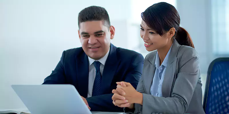 Why Partner with the Best TN Visa Consultants for Canadian Applicants for Kyrgyzstan?
